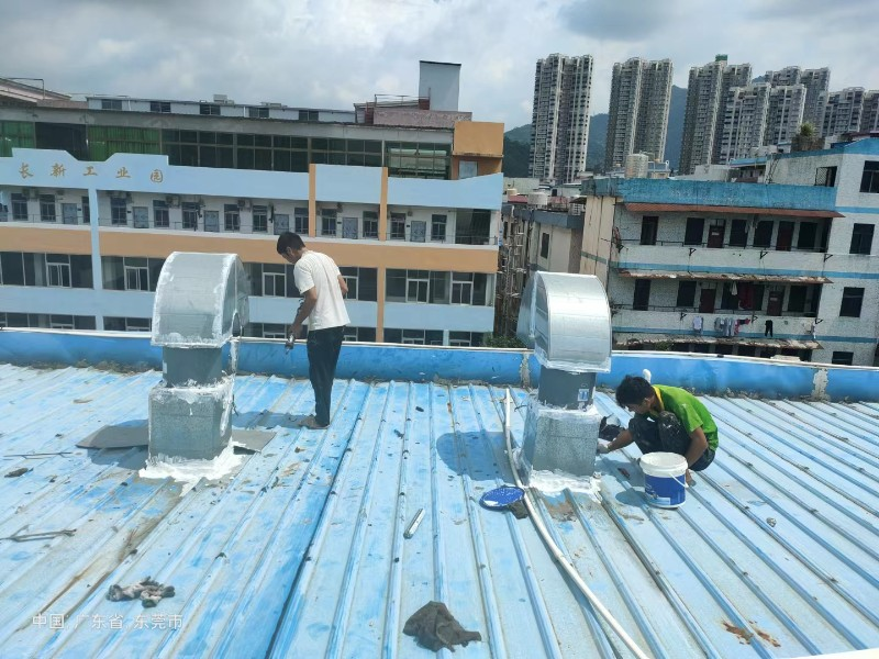 商城钢结构屋面涂料维修方法